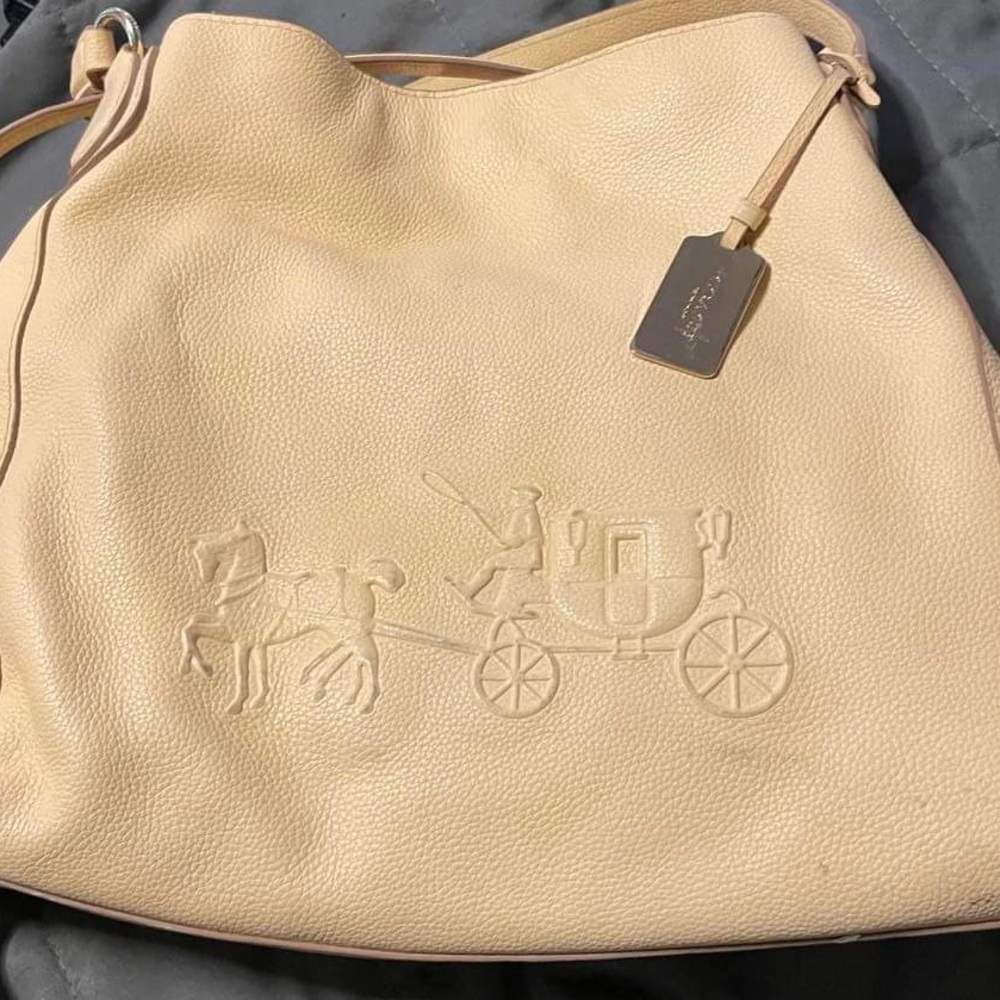 COACH Shoulder Bag - Picture 7 of 8